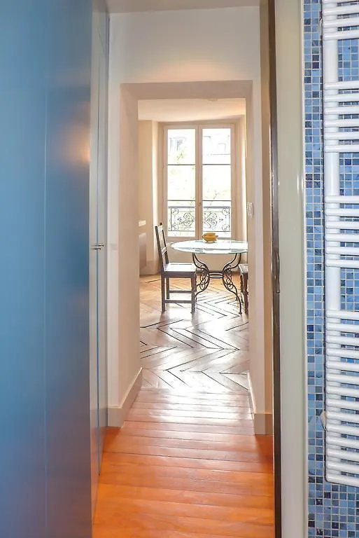 Contrescarpe Square - 2 Bedrooms In Latin Quarter Paris